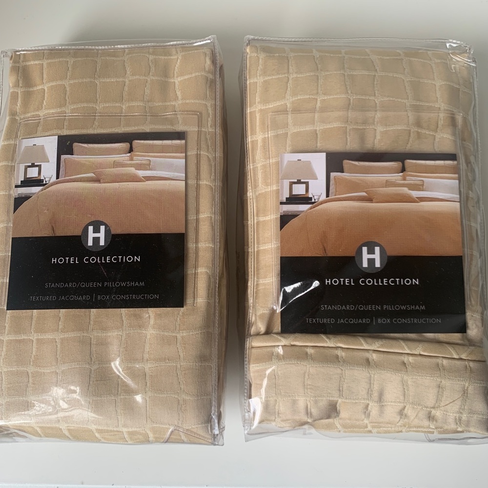 Hotel Collection Standard/Queen Pillowsham Bundle